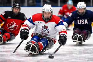 Beseda "S parahokejem za hranice možností"